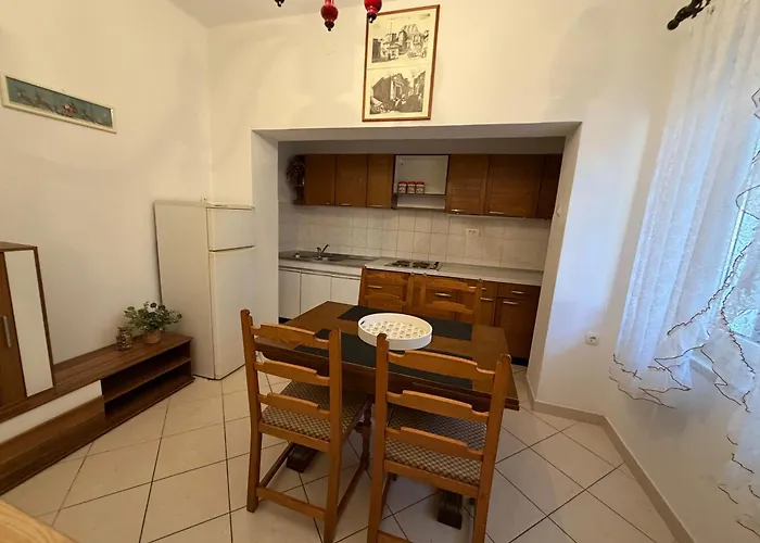 Apartmani Ana