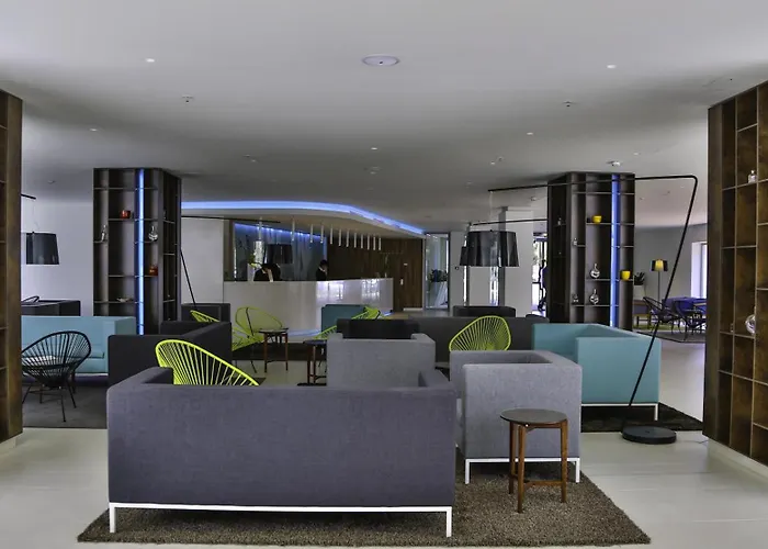 Park Plaza Belvedere