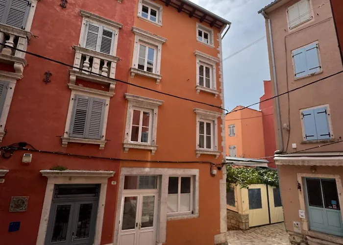 Casa Colloredo Free Parking