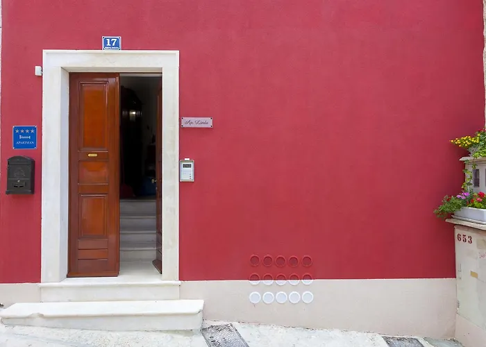 Apartments Linda Makarska